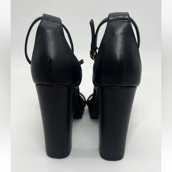 FOREVER 21 size 7 Black vegan Leather Sandal Shoes Chunky High heel block Heels - Picture 6 of 9